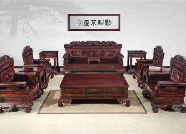 招財(cái)進(jìn)寶沙發(fā)